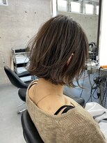 イキ 表参道(iki omotesando)&nbsp;モード/無造作ウェーブ/大人ガーリー[表参道駅]