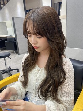 ジゼル 博多(GiseL) ゆるふわレイヤー/ Gisel かじ@kaji_de_experiences[博多]