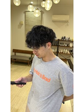 ヴィヴェンテ(VIVENTE.) 大人波巻き パーマ