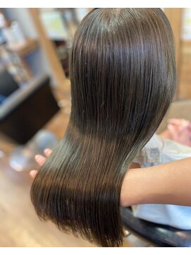 リンク(LinQ) 30代40代50代 大人可愛い丸みのあるひし形ロングレイヤー