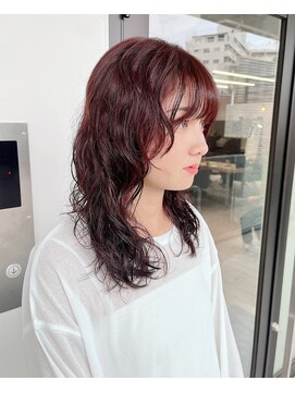 ホロ(hollo) 暖色パーマ レイヤーパーマ ミディアムパーマ ウルフパーマ