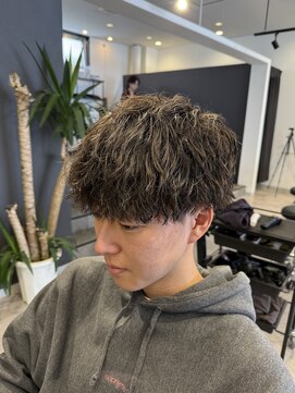 ウルバイササ(URU by SASA) ツイストスパイラルパーマ