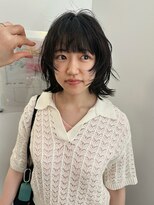 ユー(yew)&nbsp;レイヤーカット／ミディアムレイヤー／黒髪スタイル