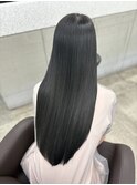 まっすぐすぎない艶感◎大人のための美髪ストレート/新宿
