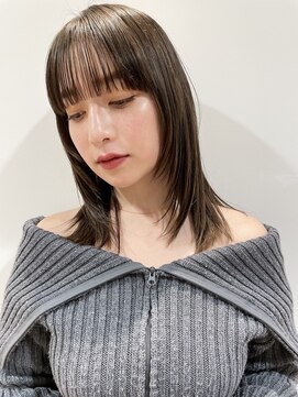 ビュートリアム265(BEAUTRIUM 265) オリーブベージュくびれヘア/ミディアム/レイヤー/20代30代40代