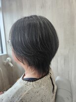 アマル(amar) 前上がりショート