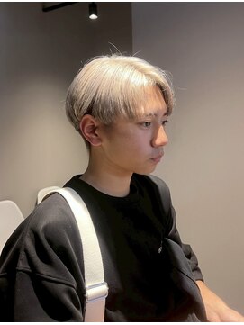 ジュベ(juve.) 大分メンズホワイトシルバーカラー