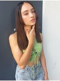 【山田】アッシュグレージュ切りっぱなしストレートロング