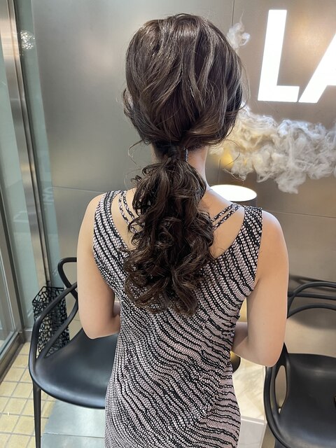 ローポニーヘアセット