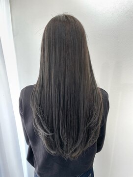 ラベスト バイ セロ 池袋メトロポリタン前(LOVEST by CERO) アッシュグレージュ、韓国レイヤー 韓国/グレージュ/レイヤー