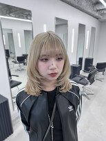 シンパ(sympa)&nbsp;ホワイトベージュ×レイヤーカット