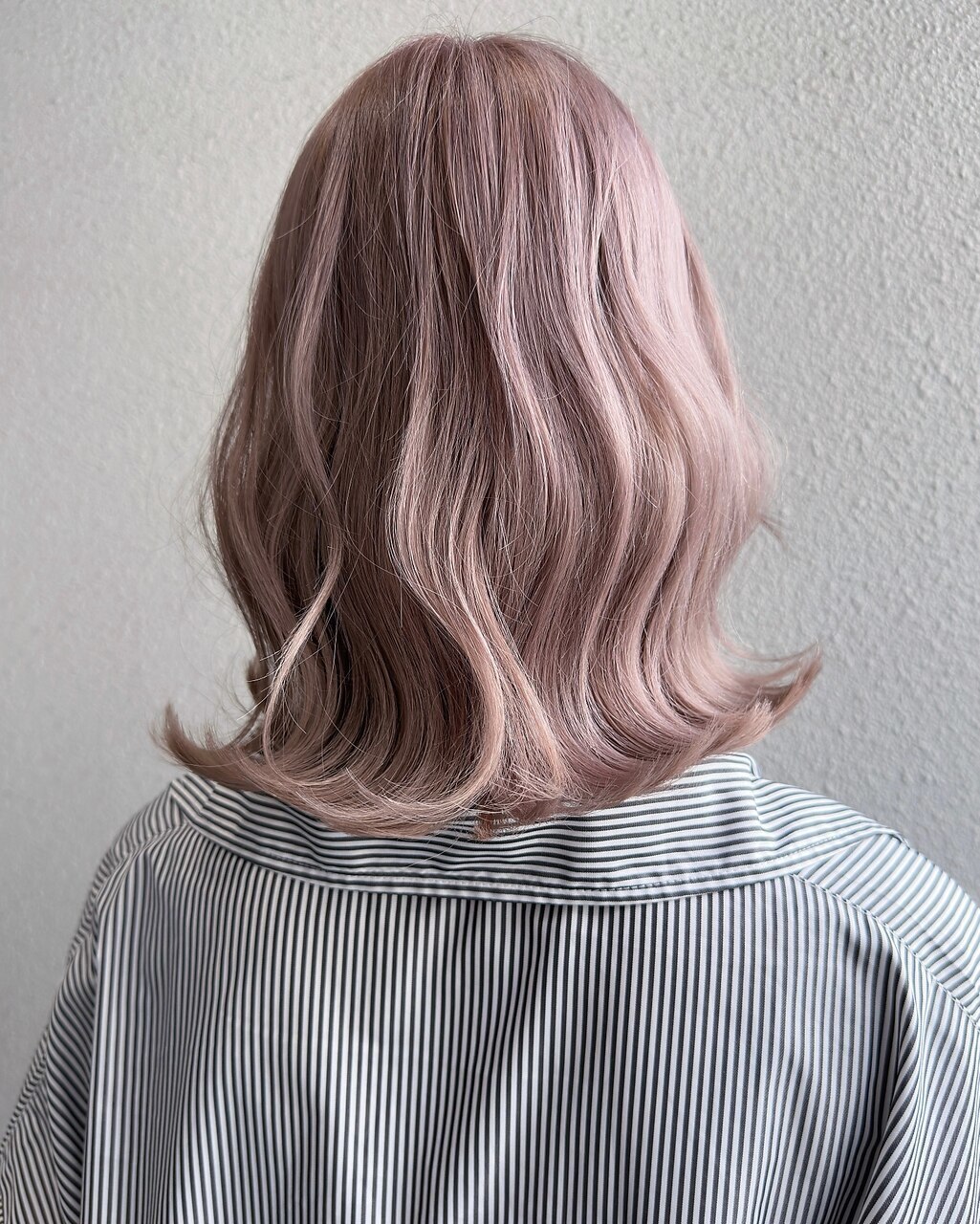 2026年夏】ミルクティーピンクの髪型・ヘアアレンジ｜人気順