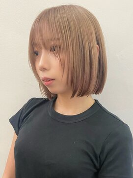 サンク 原宿 表参道(cinq) ダブルカラーナチュラルボブ前髪ありミディアムレイヤーボブ