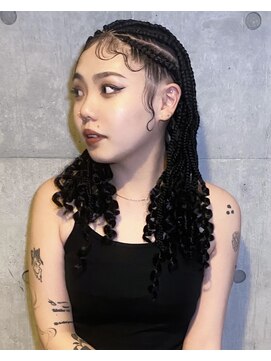 ルポ バイ モイ(Repos by MOI) エクステ/コーンロウ×ブレイズ