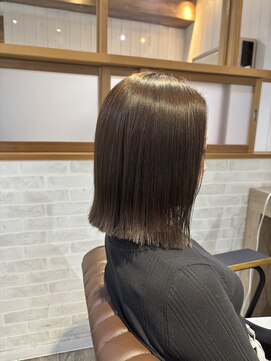 マリブヘアリゾート 太田店(malibu hair resort) 切りっぱなしボブ