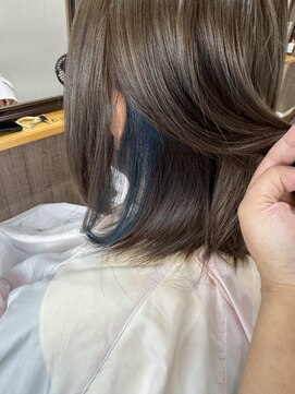 ルアナ(Luana) ショートウルフ×イヤリングカラー