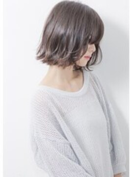 シロ(SiLO) 【大人かわいい】アプリエグレージュカラー／切りっぱなしボブ