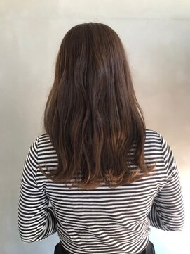 フェアリーテール 高坂店 透明感ベージュ×ゆるふわミディ