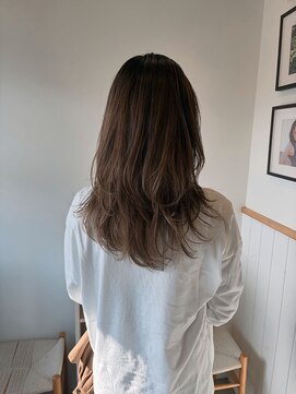 ジジ フィーカ 佐野(Gigi fika) レイヤーカット