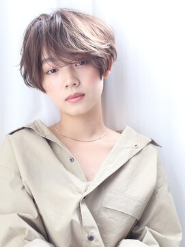 ワク(WAKU) [WAKU]ふんわりカール柔らかニュアンスショートグレーベージュ