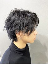 プリュイヘアサロン(pluie hair salon)&nbsp;センターパートウルフ×アッシュブラック