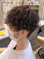 スナッグルサロン(SNUGGLE SALON)&nbsp;波巻き/ツイストスパイラルパーマ/波打ち/メンズカット/池袋