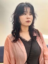 トレス(TRESS)&nbsp;セミロング　レイヤー　パーマ　顔まわり　暖色系　原宿　表参道