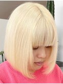 ホワイトブロンド[新宿駅/グレーベージュ/レイヤーロング]