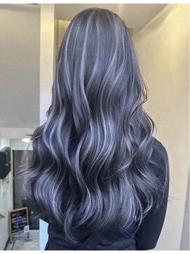 キング 梅田(K!ng) ハイライトカラーミルクティーベージュケアブリーチダブルカラー