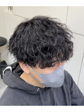 フイ 恵比寿(Hui) 波巻きパーマ/刈り上げマッシュ/メンズパーマ