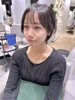 ステア ケース(stair case)&nbsp;大人かわいい髪質改善カラー前下がりショートボブ耳かけ