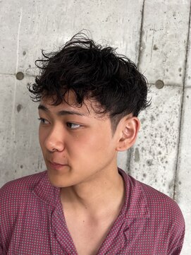 シェノン(Chainon) 癖毛を活かしてスペインカール風