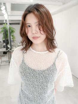 ジェスター 烏丸御池店(JESTER)の写真/【烏丸御池/メンズもOK】雰囲気に合わせたパーマで乾かすだけで、再現性◎クセを”ナチュラル”に活かす。