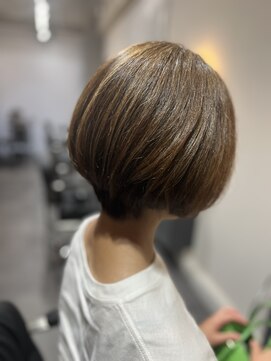 ジールヘアー(GIIL HAIR) ショートボブ