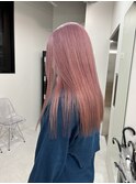 ピンクベージュ