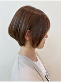 ショートボブ