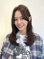 アルティーナ(altina) 透明感ナチュラルブラウン/ハッシュカット/レイヤーカット