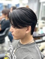 オーバルバイアピッシュ(OVARL by apish)&nbsp;フェザーパーマ毛流れセンターパート曲がる縮毛矯正