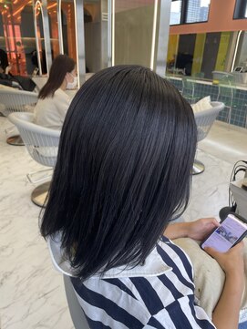 ロンドルーチェ 心斎橋(Lond luce) ダークアッシュ/ミディアムレイヤーカット［髪質改善/縮毛矯正］