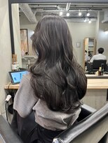 スティーロ 渋谷(Steelo)&nbsp;Steelo  モノトーングレージュ×顔まわりレイヤー