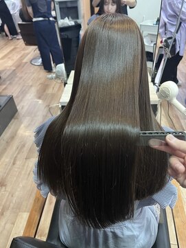 ハグ 横浜(HUG) 髪質改善効果のある縮毛矯正♪