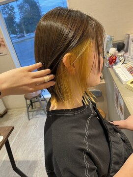 トライベッカスマートサロン(TRIBECA smart salon) イヤリングカラー×イエローカラー×ハイトーン