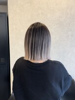 ジゼル 小倉(GiseL)&nbsp;ホワイトバレイヤージュ