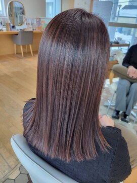 アイズクリーム(I's CREAM) 艶感/ミディアム/赤み消しカラー