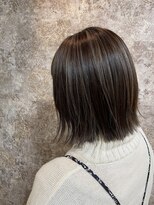 イエローコーン 金沢文庫店(YELLOW CORN)&nbsp;アッシュ系3Dハイライト[大人かわいい/白髪ぼかし/こなれミディ]