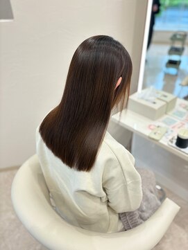 エフヘア レヴェリー(Fhair reverie) 質感再整(シルクストレート)