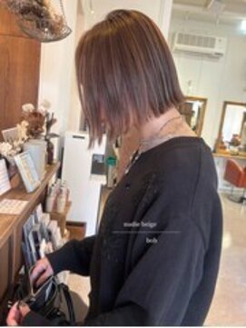 パル バイ ラベスト(Pal by lovest) ハイライト◎ヌーディベージュ×切りっぱなしボブ