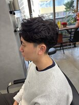 オルカ(ORCA)&nbsp;ニュアンスパーマ/men's/センターパート/ダウンパーマ/新宿/藤沼