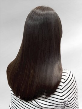 30代　湿気で広がる、ダメージ→髪質改善ケラチントリートメント