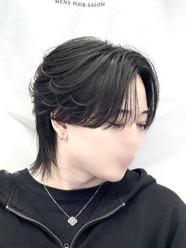 センス 渋谷 宇田川交番前(SENSE) ブルーブラック/フェザーパーマ/刈り上げセンターパート/メンズ